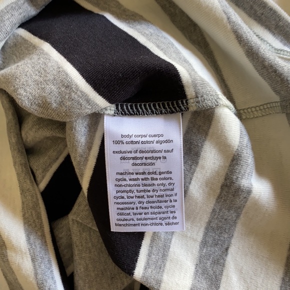 Tommy Hilfiger Tee - Picture 11 of 11